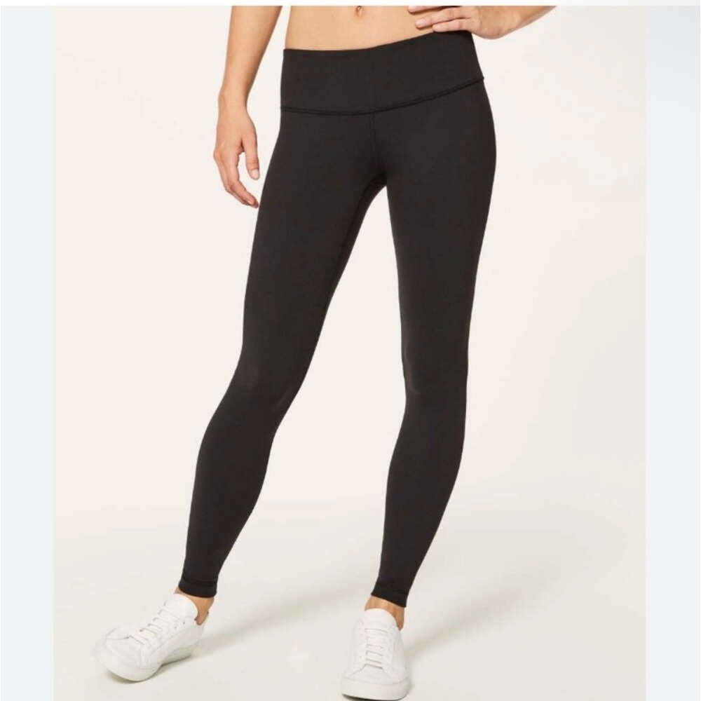 Lululemon Wunder Under Low Rise Black Luon Leggings Size 6 Full Length Yoga Pant
